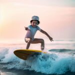 Lee más sobre el artículo Surf para niños: Consejos para que los más pequeños