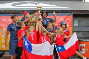 Lee más sobre el artículo El Team Chile de Surf Alcanza un Logro Histórico en Competencia Argentina