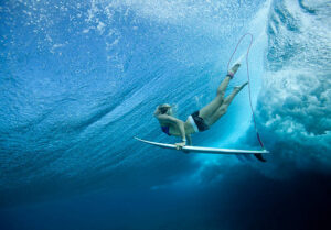Lee más sobre el artículo La Filosofía del Surf: Una Mirada Profunda